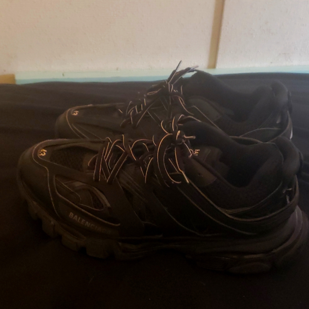 Balenciaga track size 10 black